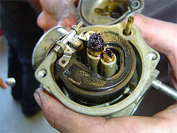 A Dirt Scooter Carburetor